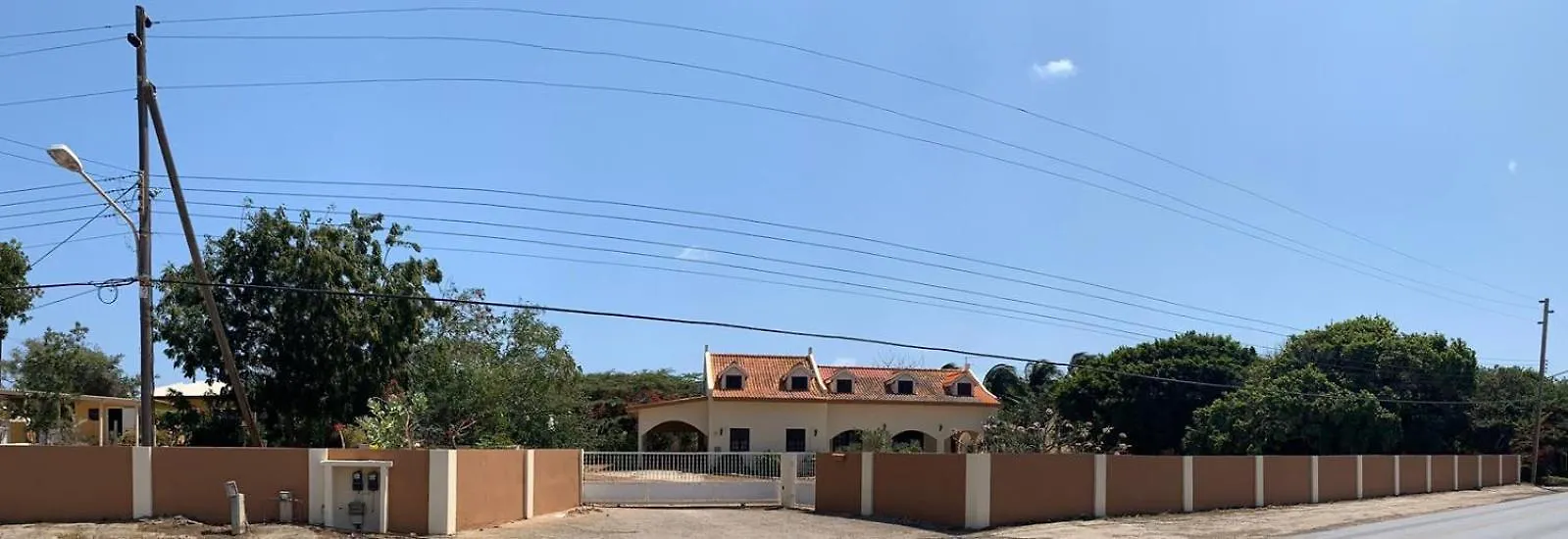 Liams Paradise Apartment Willemstad