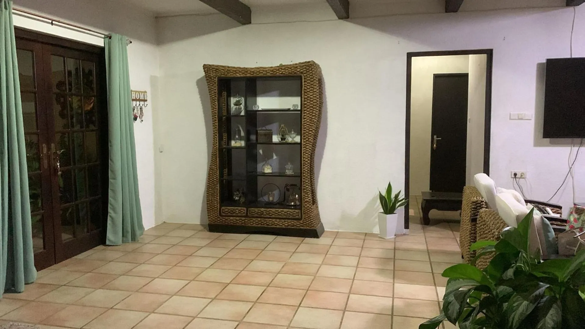 Liams Paradise Apartment Willemstad